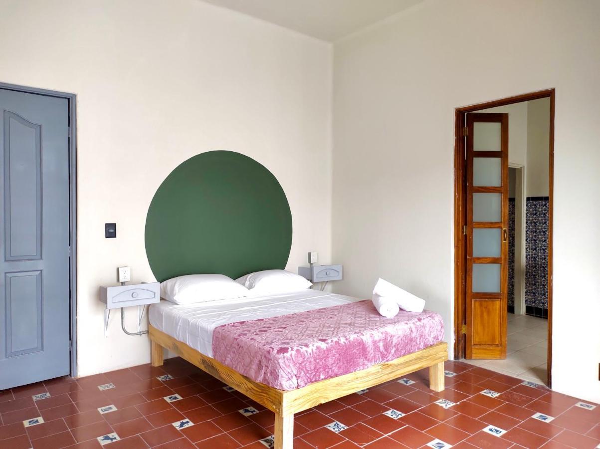 Coliving Chingon Vandrarhem Guadalajara Exteriör bild