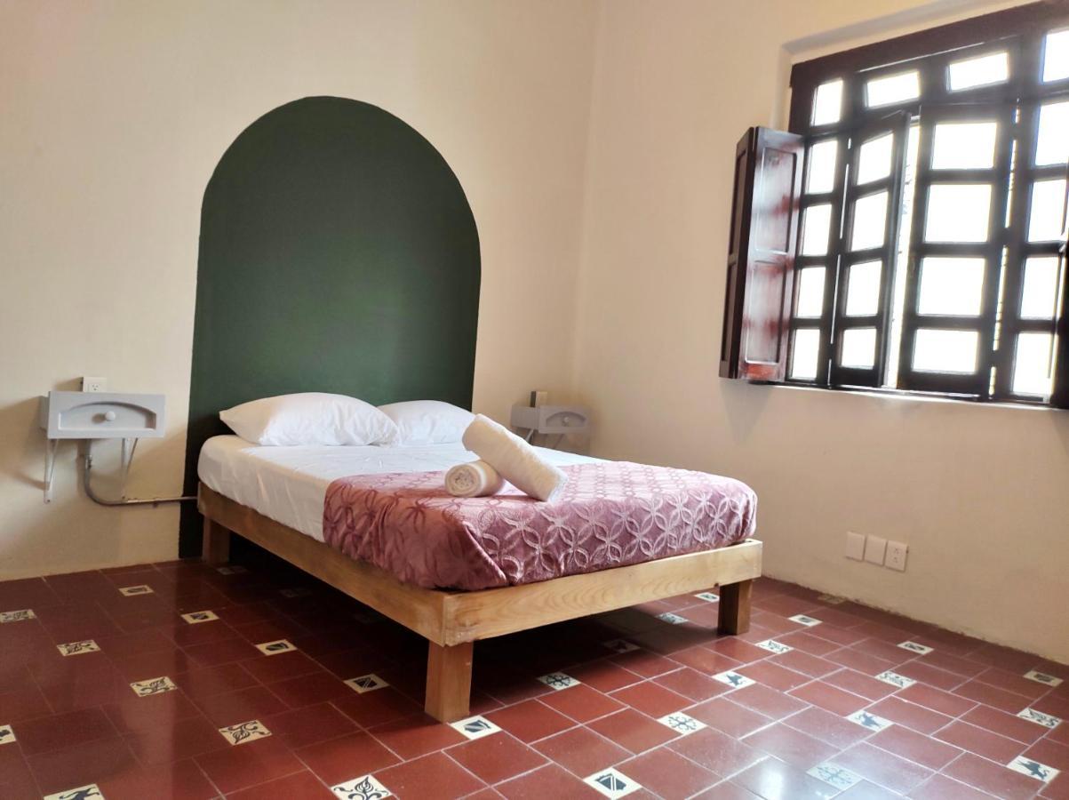 Coliving Chingon Vandrarhem Guadalajara Exteriör bild