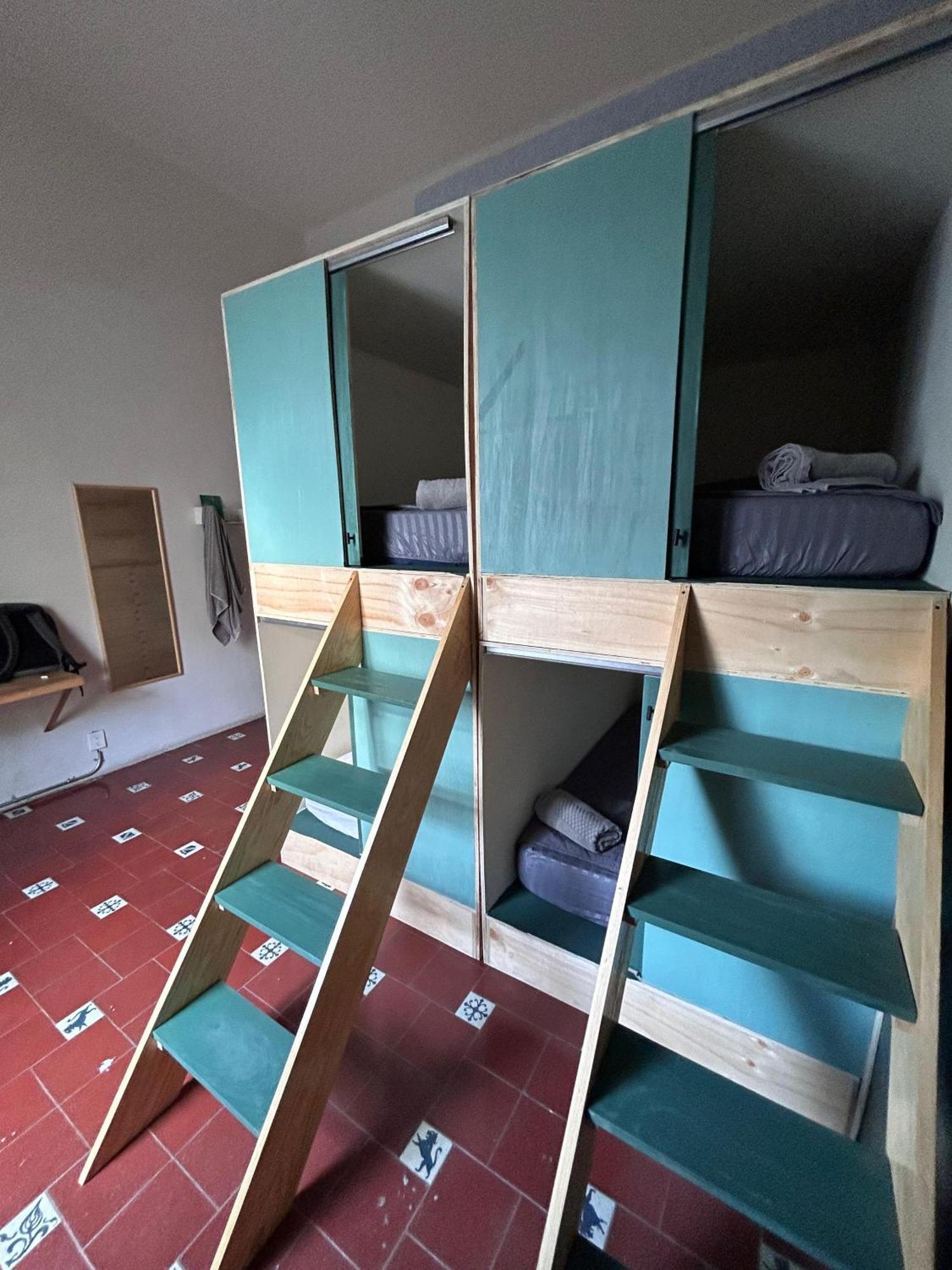 Coliving Chingon Vandrarhem Guadalajara Exteriör bild