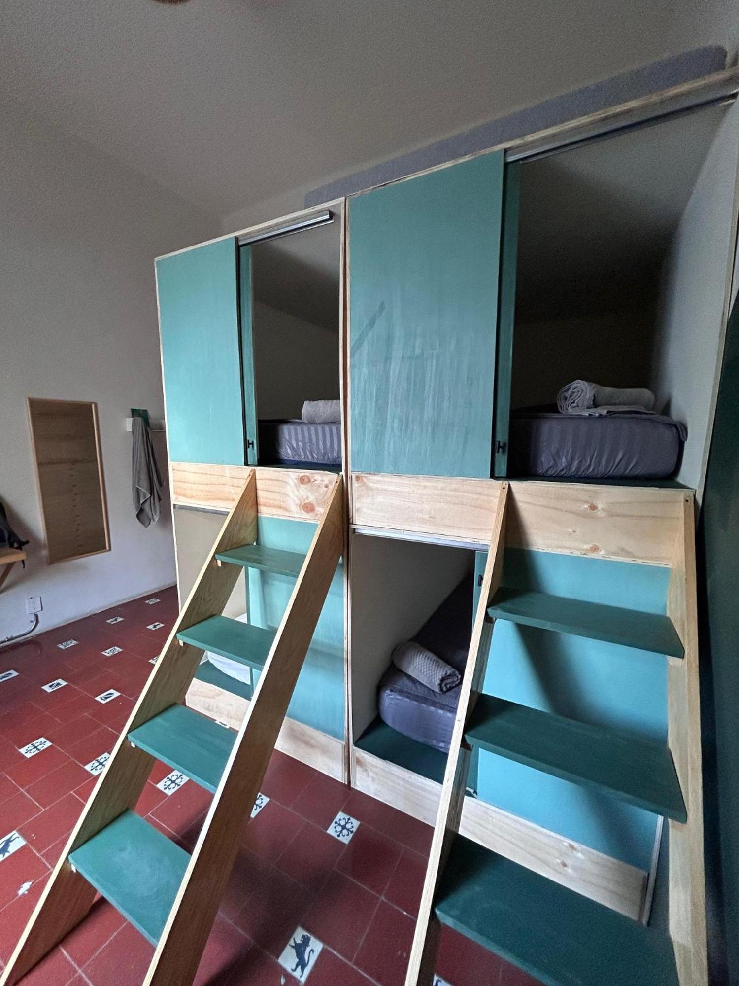 Coliving Chingon Vandrarhem Guadalajara Exteriör bild