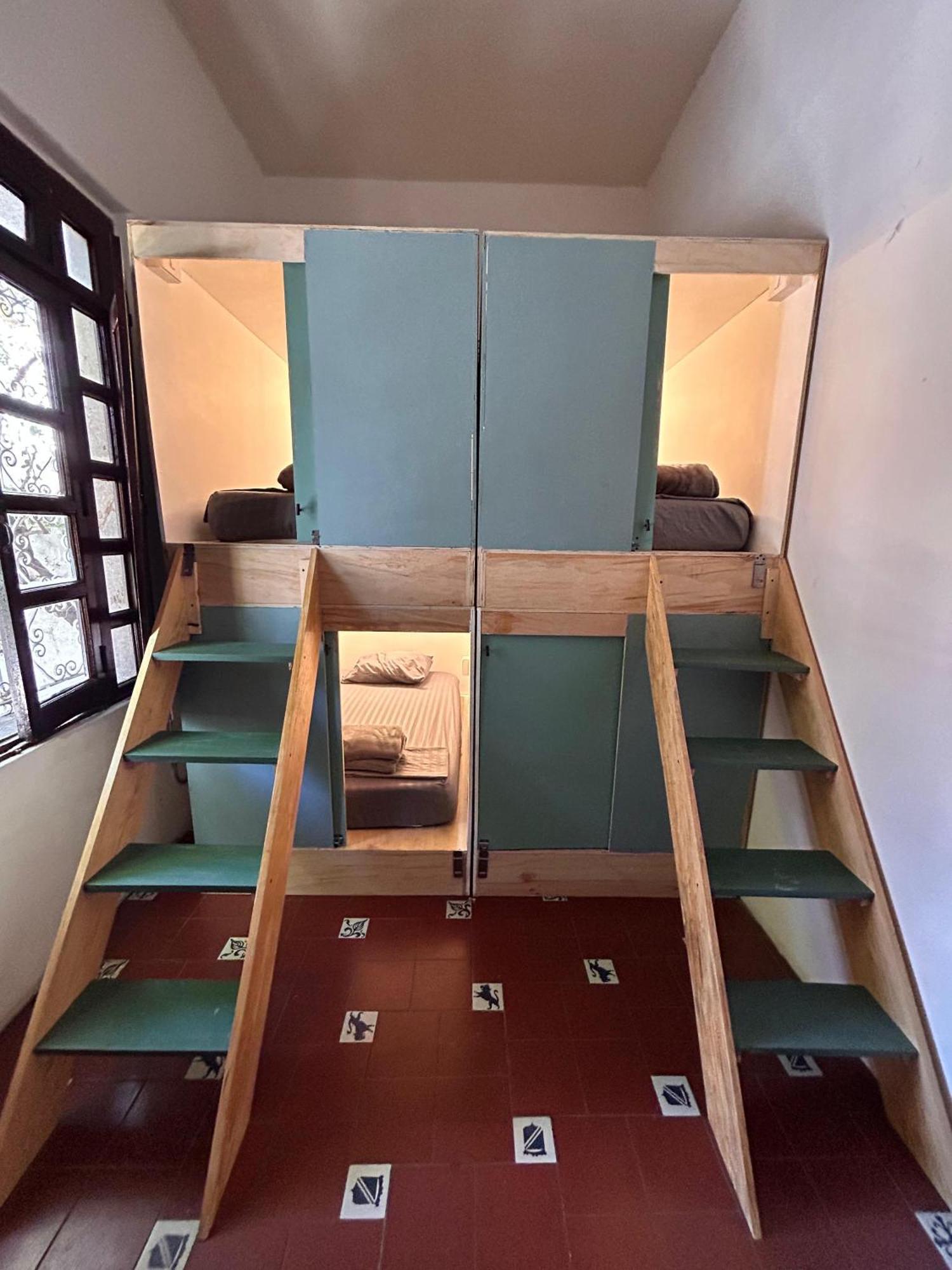 Coliving Chingon Vandrarhem Guadalajara Exteriör bild